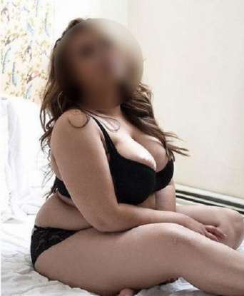 Живу в Москве, где создаю неповторимую атмосферу нашей встречи. У меня много возможностей, чтобы сделать наше свидание незабываемым. Могу предложить тебе разнообразные услуги, которые точно расслабят и порадуют твое тело и душу. Позволь мне стать твоей спутницей в увлекательном путешествии по наслаждениям 😏✨. У меня есть отличные отзывы, которые говорят о моей профессиональности и задают тон нашей близости. Пришли мне сообщение и я отправлю тебе свои фото, чтобы ты увидел насколько я сексуальна и притягательна. Давай проймемся по волнам наслаждения вместе! 💋🔥 4441, 31 год